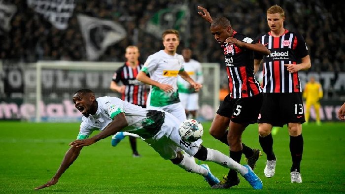 Nhận định Eintracht Frankfurt vs Monchengladbach, 2h30 ngày 21/12