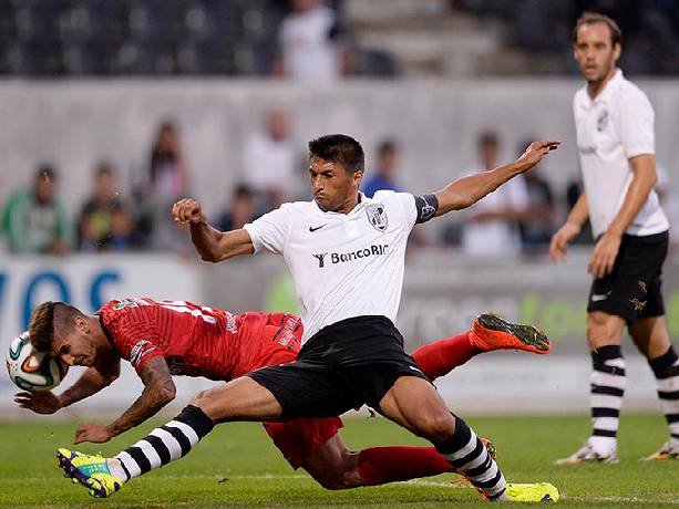 Tip bóng đá Vitoria Guimaraes vs FC Penafiel, 3h15 ngày 12/1 - Ảnh 1